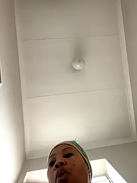 cherrybabe76 online show from 10, 9, 2025