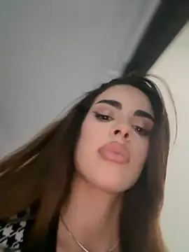 Snapshot of Arabian_beauty chatting on 24, 10, 2025 Arabian beauty online show from 24, 10, 2025