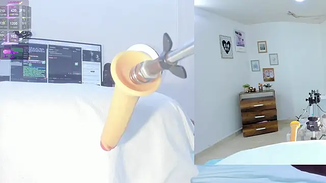 sofi velez online show from 28, 9, 2025