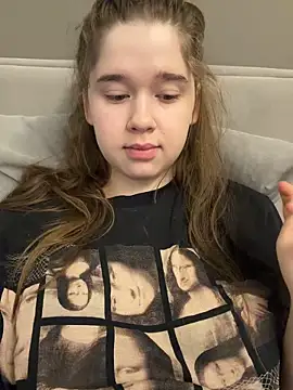 HornyGirlH online show from 27, 3, 2026