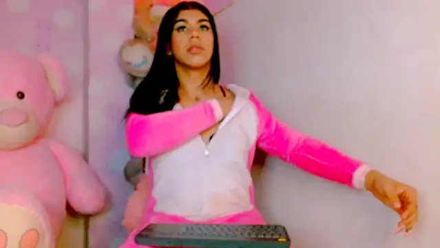 veronica villalba online show from 17, 12, 2024