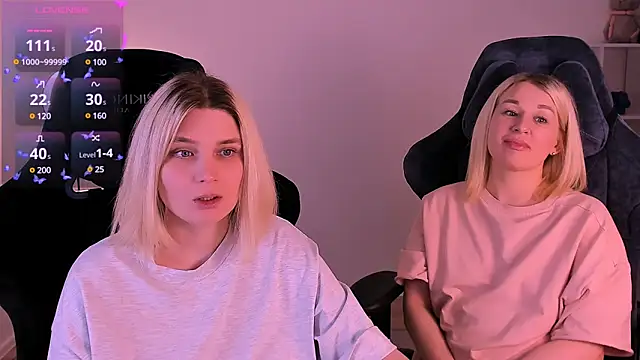 Snapshot of hotblonds chatting on 8, 12, 2024 hotblonds online show from 8, 12, 2024