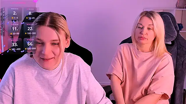 Snapshot of hotblonds chatting on 14, 12, 2024 hotblonds online show from 14, 12, 2024