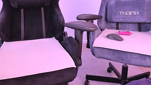 Snapshot of hotblonds chatting on 25, 1, 2025 hotblonds online show from 25, 1, 2025