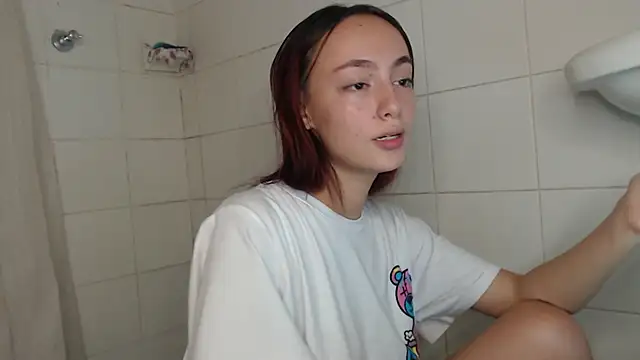 nathaly bird online show from 28, 1, 2025