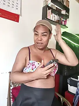 Snapshot of NatiBrunet chatting on 10, 2, 2026 NatiBrunet online show from 10, 2, 2026