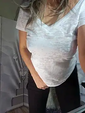 Snapshot of Kimi_ chatting on 21, 5, 2026 Kimi online show from 21, 5, 2026