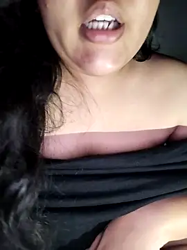 Snapshot of Annerae chatting on 23, 9, 2025 Annerae online show from 23, 9, 2025