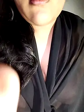 Snapshot of Annerae chatting on 1, 10, 2025 Annerae online show from 1, 10, 2025