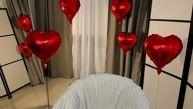 EffieMinki online show from 12, 2, 2026