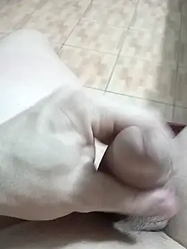 Snapshot of yurasec chatting on 1, 2, 2025 yurasec online show from 1, 2, 2025