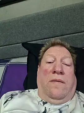 Snapshot of tomtom111111 chatting on 27, 12, 2024 tomtom111111 online show from 27, 12, 2024