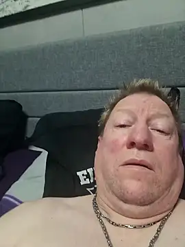 Snapshot of tomtom111111 chatting on 2, 1, 2025 tomtom111111 online show from 2, 1, 2025