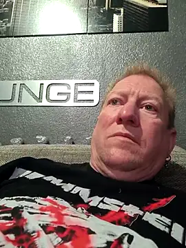 Snapshot of tomtom111111 chatting on 10, 9, 2025 tomtom111111 online show from 10, 9, 2025