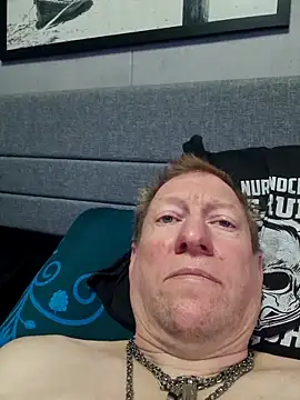 Snapshot of tomtom111111 chatting on 27, 9, 2025 tomtom111111 online show from 27, 9, 2025