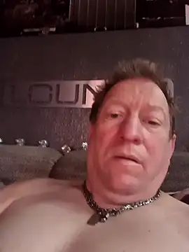 Snapshot of tomtom111111 chatting on 18, 11, 2025 tomtom111111 online show from 18, 11, 2025