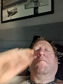 tomtom111111 online show from 29, 3, 2026