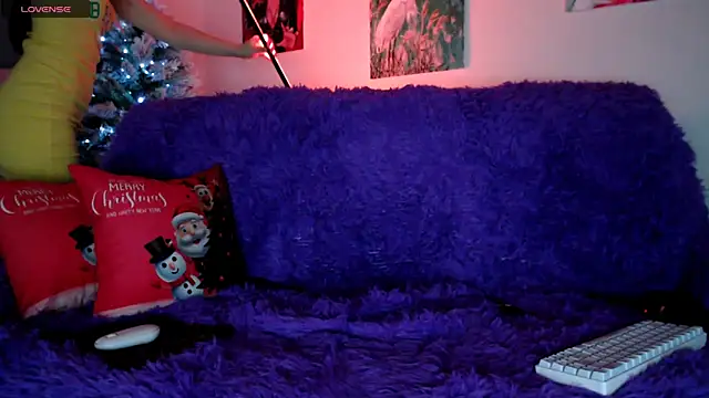 Snapshot of Lili_asian chatting on 21, 12, 2024 Lili asian online show from 21, 12, 2024