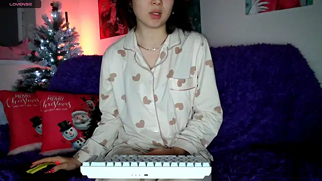 Snapshot of Lili_asian chatting on 4, 1, 2025 Lili asian online show from 4, 1, 2025