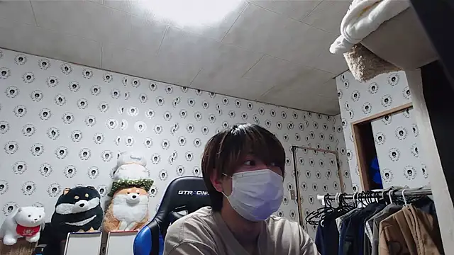 Snapshot of pychan chatting on 10, 3, 2025 pychan online show from 10, 3, 2025