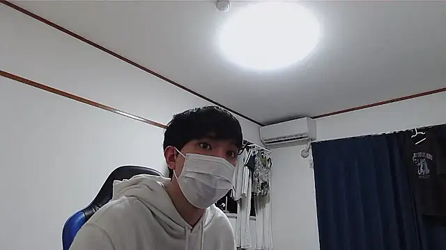 Snapshot of pychan chatting on 21, 12, 2025 pychan online show from 21, 12, 2025