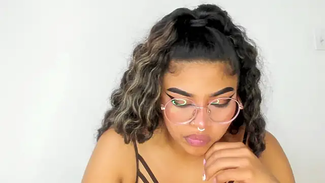 moana taylor online show from 17, 2, 2025