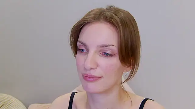 Snapshot of Beauty_Alex chatting on 28, 1, 2025 Beauty Alex online show from 28, 1, 2025