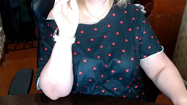 AlisaHot55 online show from 10, 7, 2026
