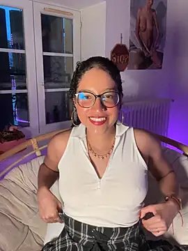 Snapshot of Lauyako chatting on 5, 6, 2026 Lauyako online show from 5, 6, 2026