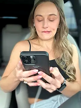 lunagirl13 online show from 29, 9, 2025