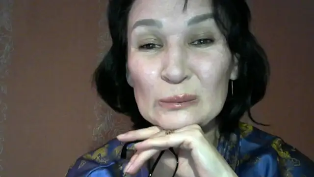 PrettyAndWild online show from 8, 5, 2026