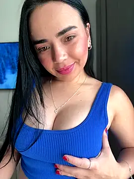 Snapshot of GeorginaJones chatting on 4, 10, 2025 GeorginaJones online show from 4, 10, 2025