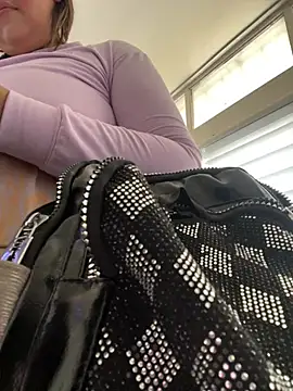 Lia sexx online show from 2, 3, 2026