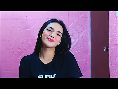 Snapshot of WONDERWOMAN2023 chatting on 21, 9, 2025 WONDERWOMAN2023 online show from 21, 9, 2025