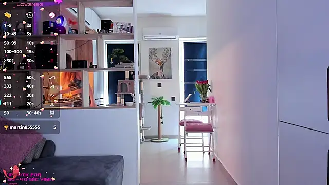 Snapshot of _alleyesonme_ chatting on 5, 3, 2025  alleyesonme  online show from 5, 3, 2025