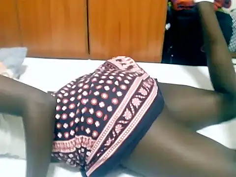 Snapshot of tee_sly chatting on 2, 3, 2026 tee sly online show from 2, 3, 2026