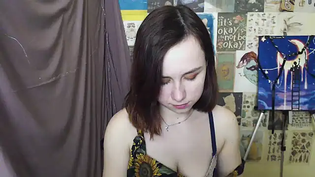 VeryVeryVeryShy  online show from 1, 3, 2025