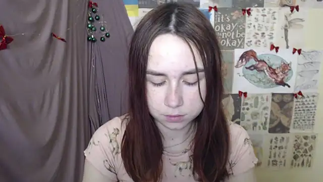 VeryVeryVeryShy  online show from 22, 12, 2025