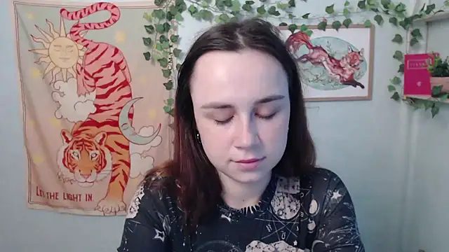 VeryVeryVeryShy  online show from 28, 5, 2026