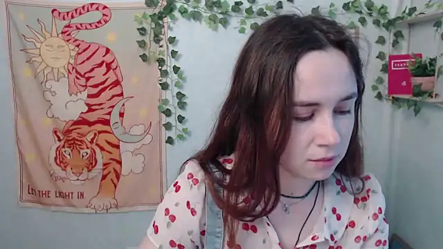 VeryVeryVeryShy  online show from 5, 6, 2026