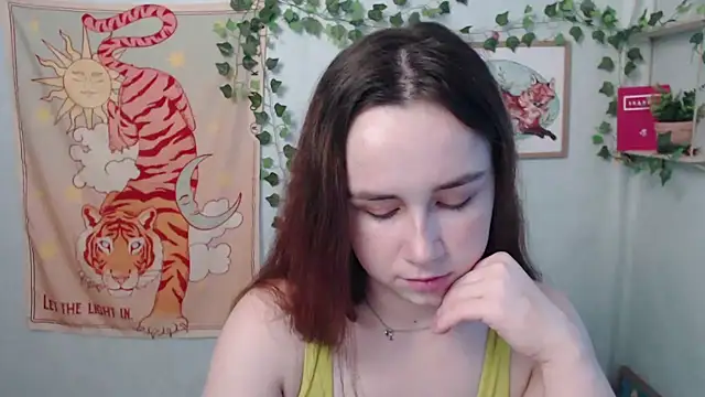 Snapshot of VeryVeryVeryShy_ chatting on 11, 6, 2026 VeryVeryVeryShy online show from 11, 6, 2026