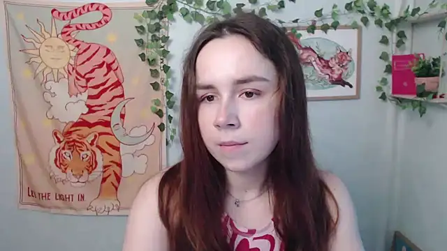 Snapshot of VeryVeryVeryShy_ chatting on 27, 6, 2026 VeryVeryVeryShy online show from 27, 6, 2026