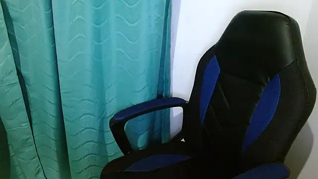 Snapshot of katia_mature chatting on 2, 3, 2025 katia mature online show from 2, 3, 2025