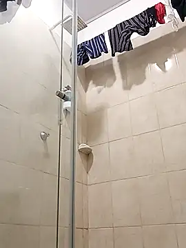 Snapshot of katia_mature chatting on 8, 3, 2025 katia mature online show from 8, 3, 2025