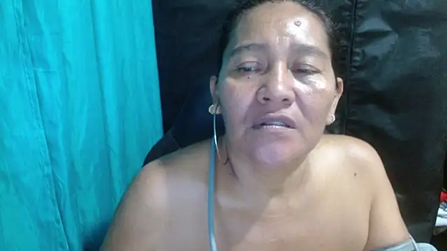 Snapshot of katia_mature chatting on 10, 9, 2025 katia mature online show from 10, 9, 2025