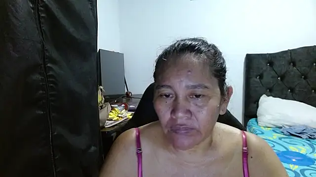 Snapshot of katia_mature chatting on 22, 9, 2025 katia mature online show from 22, 9, 2025