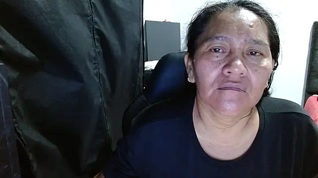 Snapshot of katia_mature chatting on 28, 9, 2025 katia mature online show from 28, 9, 2025