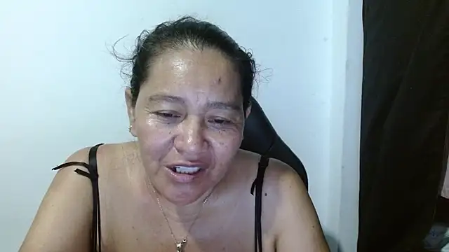 Snapshot of katia_mature chatting on 5, 11, 2025 katia mature online show from 5, 11, 2025