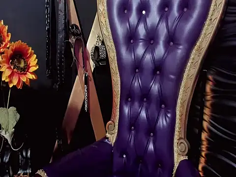 Snapshot of SASHA_DERECK chatting on 19, 11, 2025 SASHA DERECK online show from 19, 11, 2025