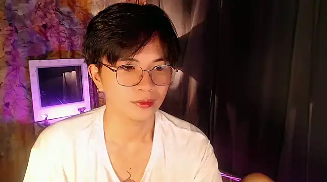 Sexy Handsome Drex online show from 28, 1, 2025